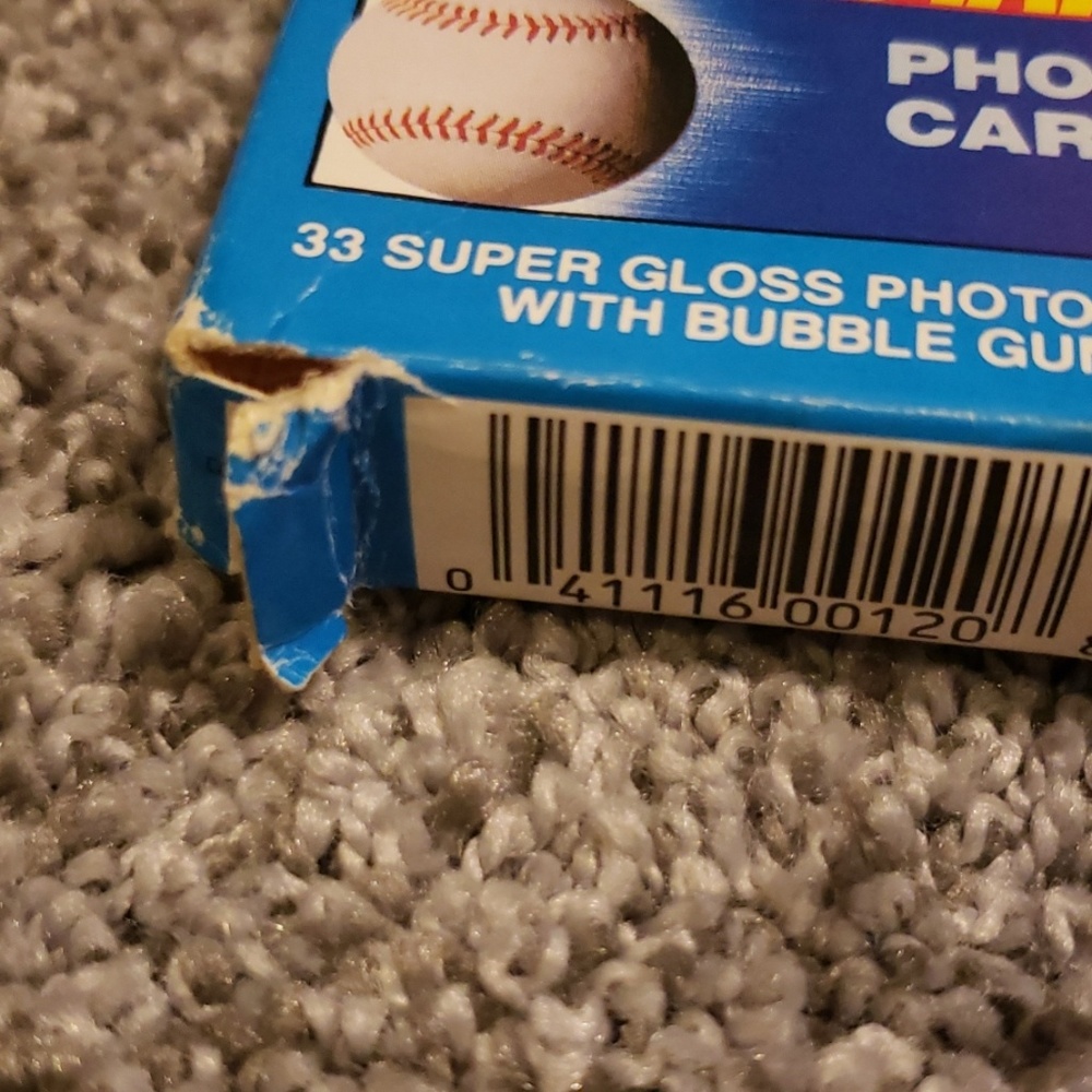 Topps Baseball Cards - Picture 2 of 3